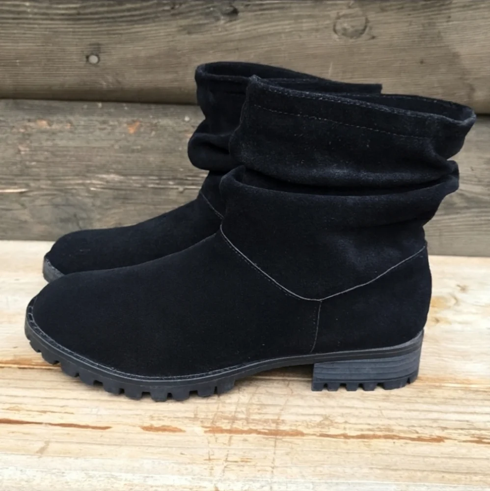 Chinese Laundry Flip Moto Minimalist Suede Slouch Lug Sole Bootie 6.5M